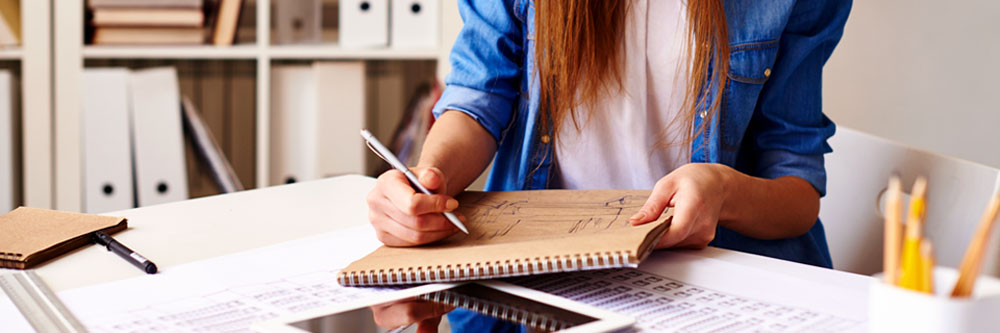 Qual a diferença entre a Faculdade de história e a licenciatura em História? Qual a diferença entre a Faculdade de história e a licenciatura em História?